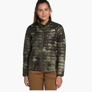 The North Face Women’s ThermoBall Eco Insulated Jacket size XL, new without tags